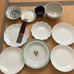 決まりました　皿一式