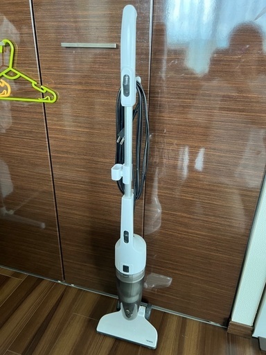 掃除機　ツインバードサイクロンスティック型