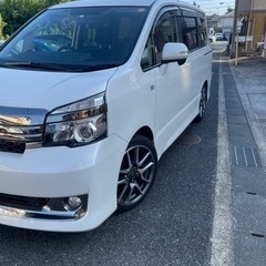トヨタ ヴォクシー G’s車検付