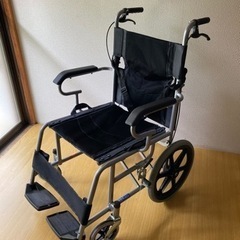 折り畳み車椅子