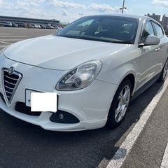 【値下げしました！】アルファロメオ　ジュリエッタ　2012年式