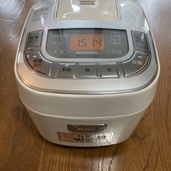 アイリスオーヤマ　炊飯器3合炊き