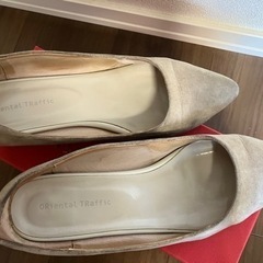 オリエンタルトラフィック　ベージュ　パンプスの画像