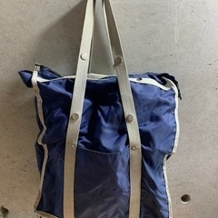学校用のバッグ