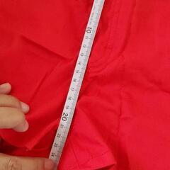 美品❗赤のデニムショートパンツの画像