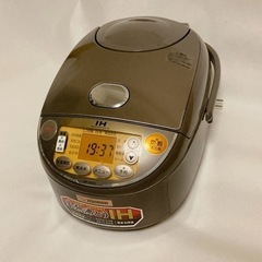 象印　炊飯器　ZOJIRUSHI NP-VB10