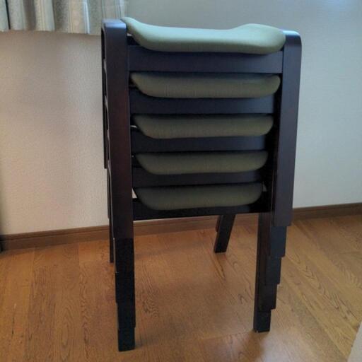 椅子　スタッキング