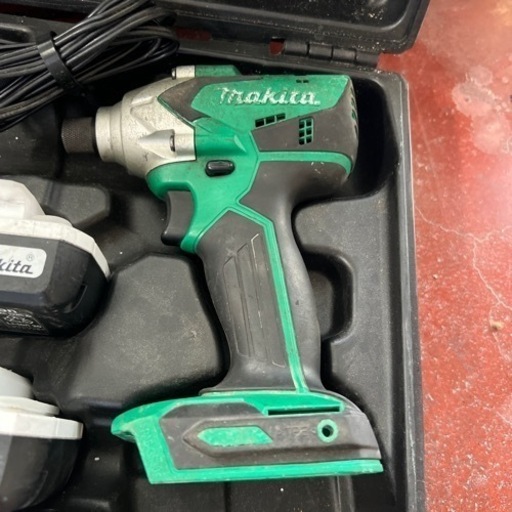 マキタインパクトドライバー14.4v