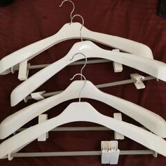 スーツハンガー　5本
