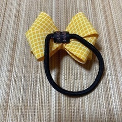 未使用　黄色が可愛い　リボンのヘアゴム✨の画像