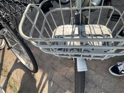 電動自転車　3人乗り