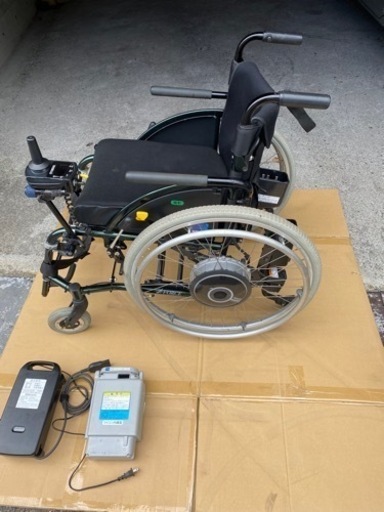 ヤマハ　ノヴァ-e  電動車椅子　大型バッテリー付き