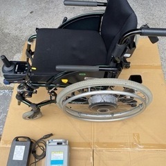 ヤマハ　ノヴァ-e  電動車椅子　大型バッテリー付きの画像