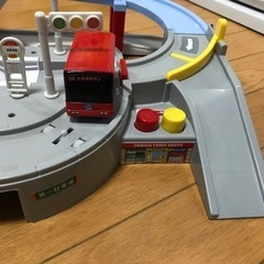 トミカ　くるくるバスタウン　箱無しの画像