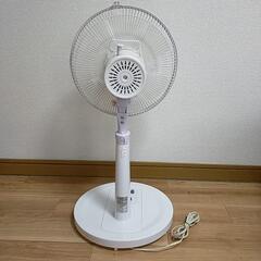 【中古】扇風機（teknos KI−1737ホワイト）の画像