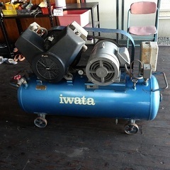 200V 7,5馬力　5.5KW 岩田　IWATA コンプレッサー