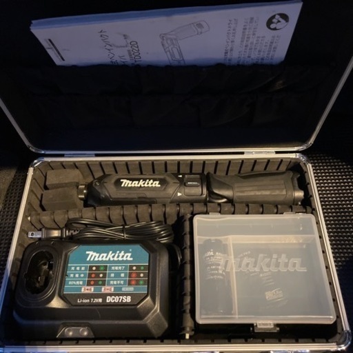 【取引決定】マキタ　充電式ペンインパクトドライバ　Makita TD022DSHXB