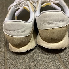 ニューバランス237 27センチの画像