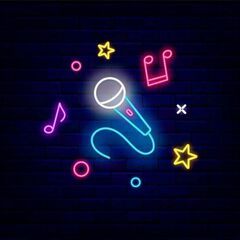カラオケ仲間募集(日 or 月)