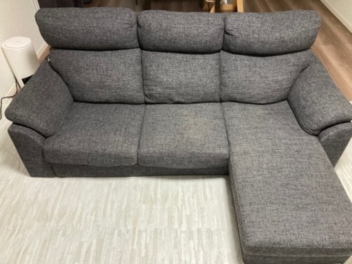 お相手内定中 ソファー