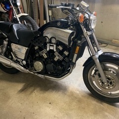 決まりました。　ヤマハ　vmax1200 カナダ逆車　パニアケー...