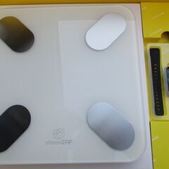 ☆チョコザップ Chocozap 入会特典専用キット Smart Scale CF2072RZ 体組成計 ヘルスウォッチ◆ライザップが作ったコンビニジムの画像