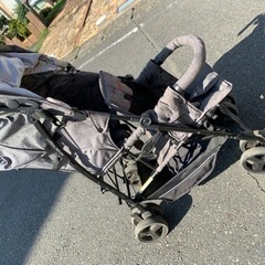 2人乗りベビーカー　キンダーワゴン　DUOシティHOP 軽量コンパクトの画像