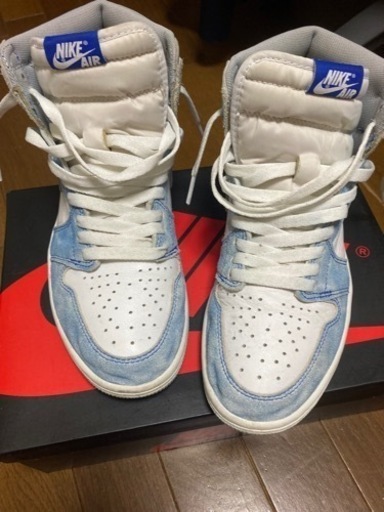 NIKEハイパーロイヤル