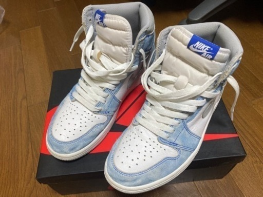 NIKEハイパーロイヤル