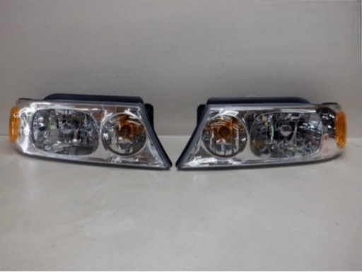 リンカーンナビゲーターヘッドライト