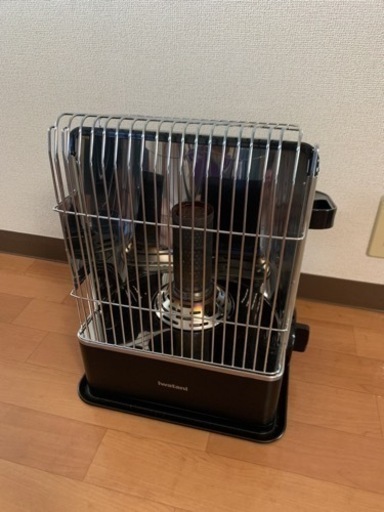 値下げ　動作確認済み　イワタニ カセットガスストーブ デカ暖 CB-CGS-HPR キャンプ　持ち運び