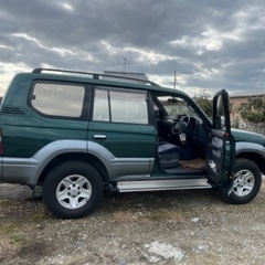 Toyota Land Cruiser Pradoの画像