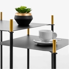 La Forma ダグネンテーブルの画像