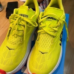 HOKA ランニングシューズ　25.5cm