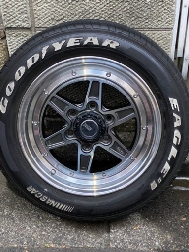 ハイエース　ホイールタイヤセット　SSR ディバイド17インチ