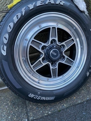 ハイエース　ホイールタイヤセット　SSR ディバイド17インチ