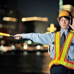 【夜勤勤務】日払いOK！週2日〜OK◎即入寮OK◎交通誘導警備スタッフ！の画像