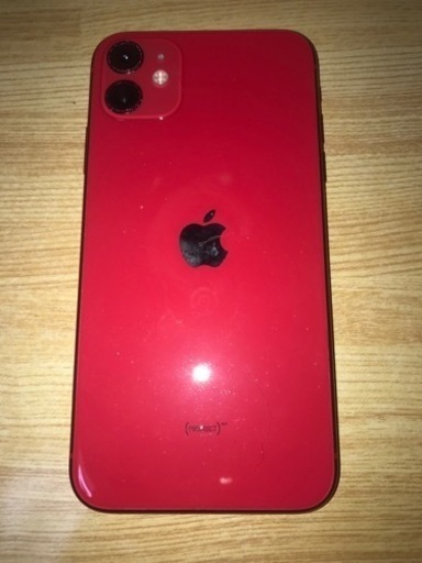iPhone 11 RED 128 GB SIMフリー　　少しなら価格相談可能です。31日で削除します。