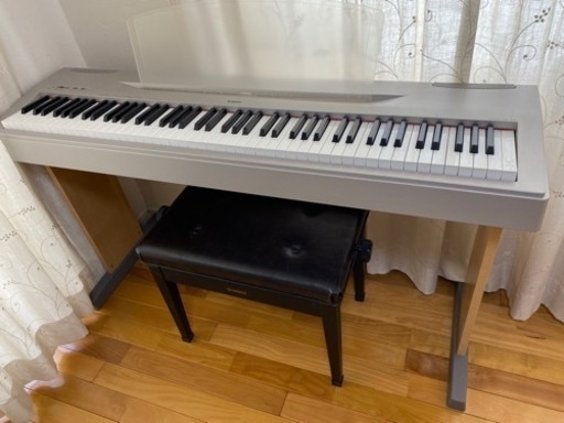 YAMAHA 電子ピアノ