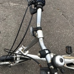 【20インチ】Bergamo ベルガモ 6段階切替 折りたたみ自転車 コンパクトの画像