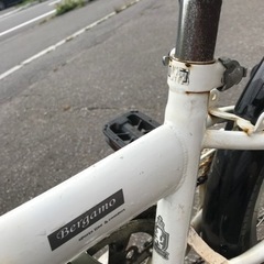 【20インチ】Bergamo ベルガモ 6段階切替 折りたたみ自転車 コンパクトの画像