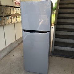☆美品　2017年　冷蔵庫　即引き取り可能な方☆