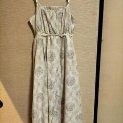 axesfarm 花柄ワンピースの画像