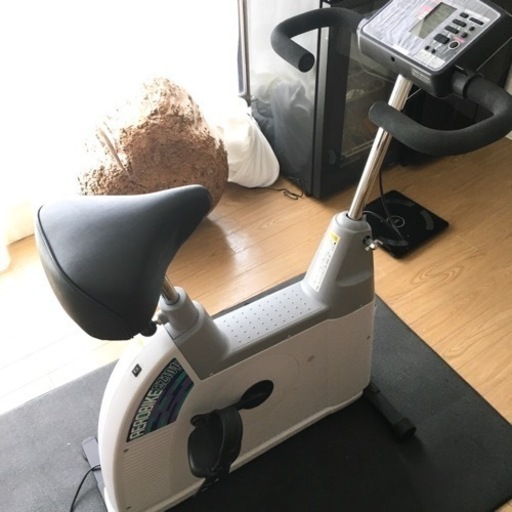 お買い得★定価の92%オフ★【室内使用】KONAMIスポーツ純正　エアロバイク