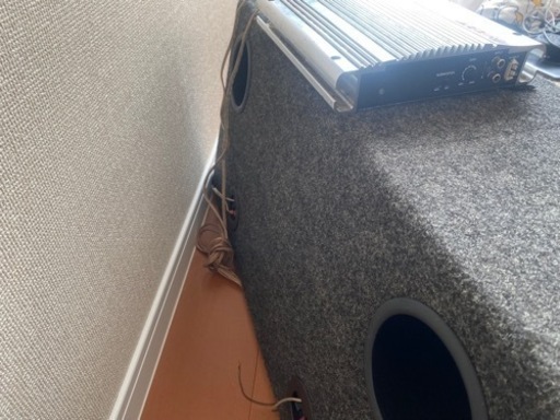 KICKER ウーファー　アンプとRCAケーブル付き　ばっ直ヒューズもお付けします