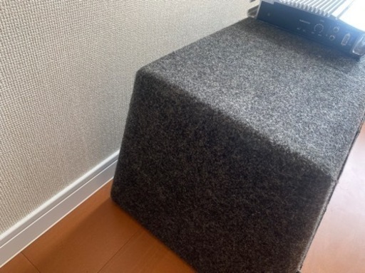 KICKER ウーファー　アンプとRCAケーブル付き　ばっ直ヒューズもお付けします