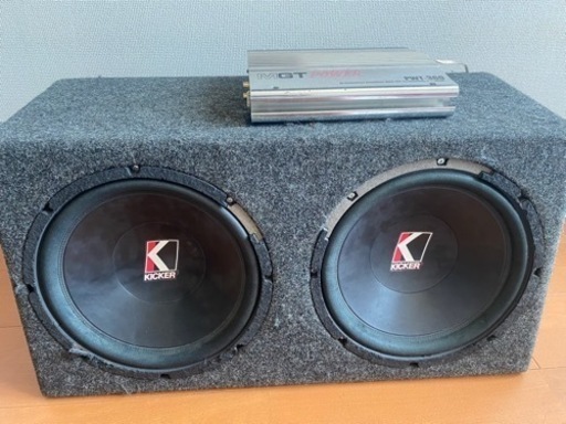 KICKER ウーファー　アンプとRCAケーブル付き　ばっ直ヒューズもお付けします
