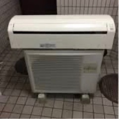 【友人引越しの為格安出品】2.2kw（6~8畳用）エアコン の画像