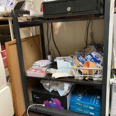 無料　スチールラック黒 　PC、プリンター、モニター、レジPOS...
