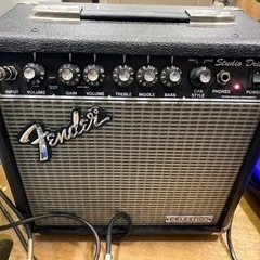 お薦め品‼️激安‼️フェルナンデス エレキギター フェンダーアンプ BOSSマルチエフェクターの画像